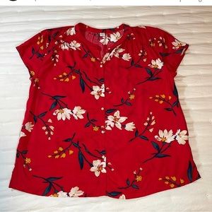 NWOT Old Navy red floral button up tunic shirt